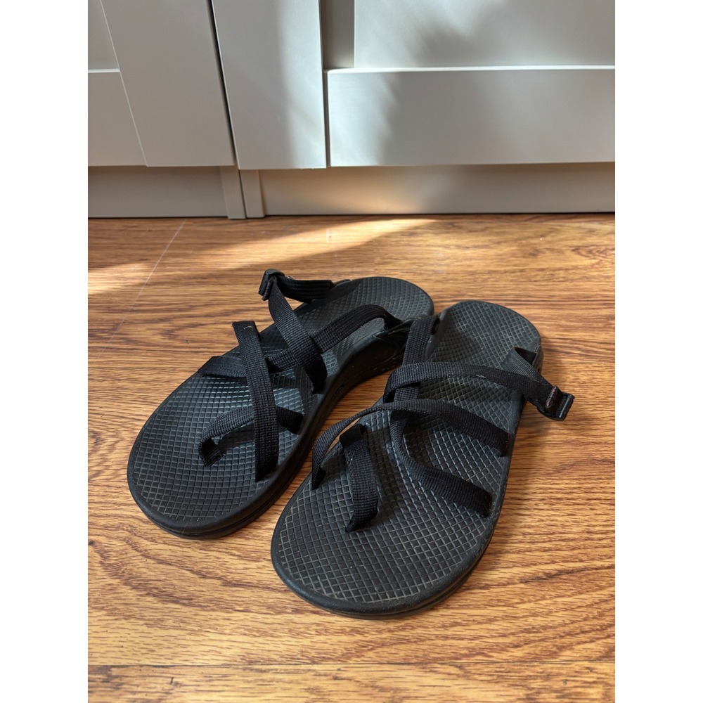 Chaco Z Cloud 2 Black Strappy Sport Sandals Women 8 Toe Loop Hiking Water Shoes